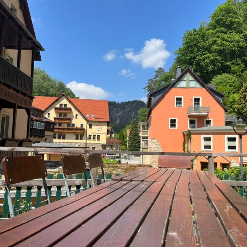 Tal - Terrasse mit Grill