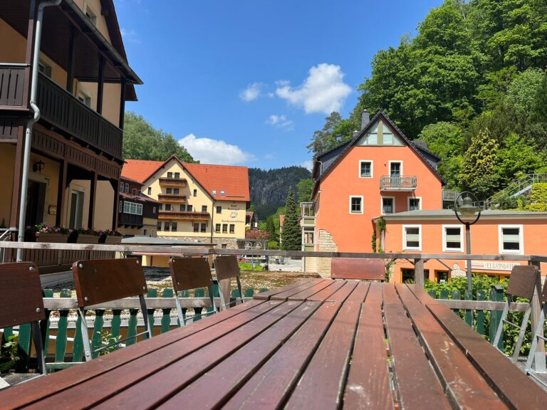 Tal - Terrasse mit Grill