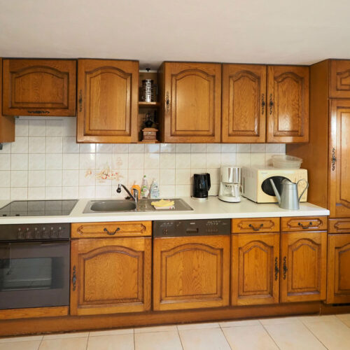 Tal - Wohnküche mit Esstisch