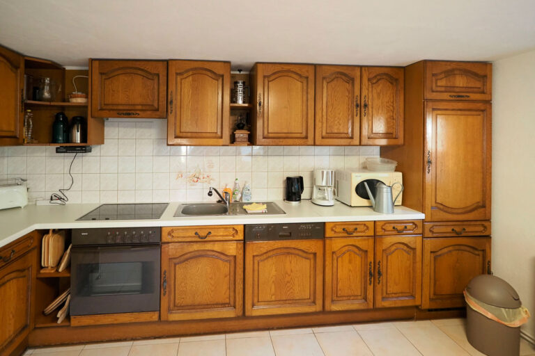 Tal - Wohnküche mit Esstisch