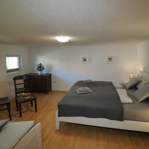 Tal - Schlafzimmer für 3 Personen (1. Etage)