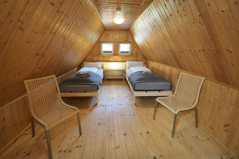 Tal - 2-Bett-Zimmer (2. Etage DG)