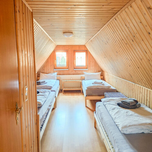 Tal - 4-Bett-Zimmer (2. Etage DG)